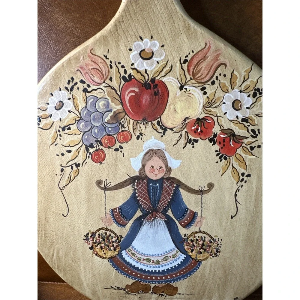 VTG Hand Painted Wood Cutting Board Wall Hanging Dutch Style18X12 Signed 1988